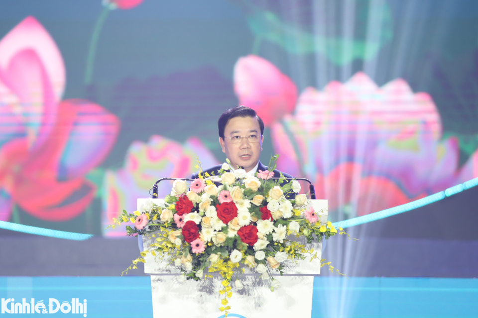 Ph&oacute; Chủ tịch UBND TP H&agrave; Nội Chử Xu&acirc;n Dũng ph&aacute;t biểu tại Lễ khai mạc Đại hội.
