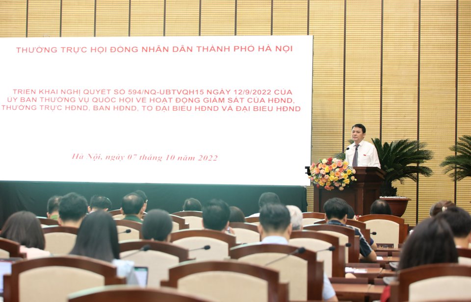 Ph&oacute; Chủ tịch HĐND TP H&agrave; Nội Phạm Qu&iacute; Ti&ecirc;n n&ecirc;u một số nội dung ch&iacute;nh của Nghị quyết 594/NQ-UBTVQH15