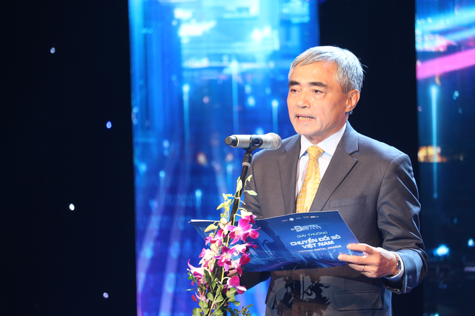 Chủ tịch VDCA Nguyễn Minh Hồng ph&aacute;t biểu tại lễ trao giải