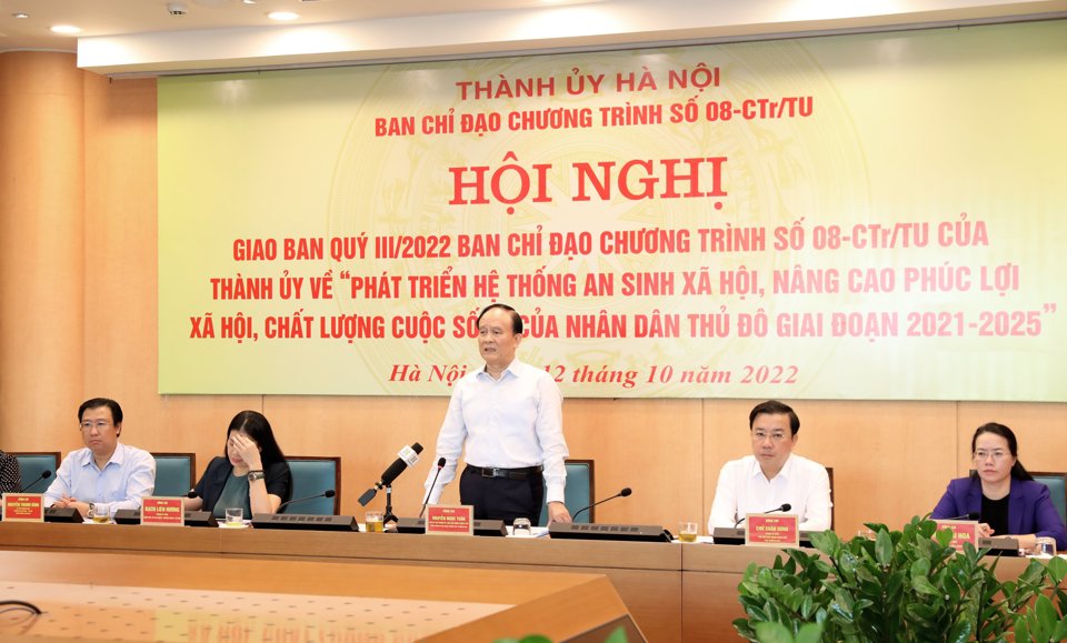 Ph&oacute; B&iacute; thư Th&agrave;nh uỷ, Chủ tịch HĐND TP Nguyễn Ngọc Tuấn - Trưởng Ban Chỉ đạo Chương tr&igrave;nh số 08-Ctr/TU ph&aacute;t biểu kết luận Hội nghị