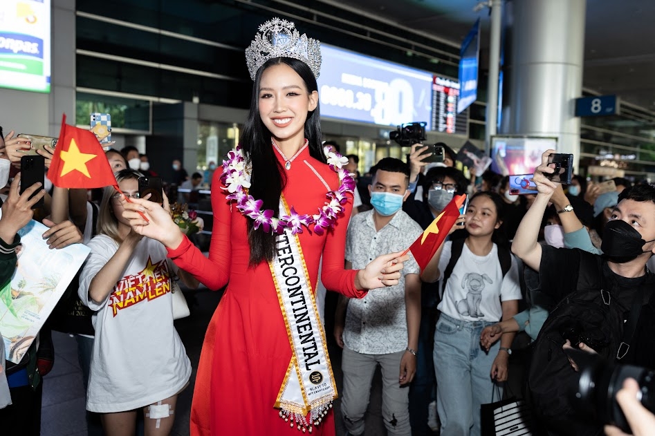 L&ecirc; Nguyễn Bảo Ngọc l&agrave; &Aacute; hậu 1 của cuộc thi Hoa hậu Thế giới Việt Nam (Miss World Việt Nam), l&ecirc;n đường tham dự cuộc thi Hoa hậu Li&ecirc;n lục địa lần thứ 50, được tổ chức tại Khu nghỉ dưỡng Sunrise Diamond Beach, Sharm El Sheikh, Ai Cập.