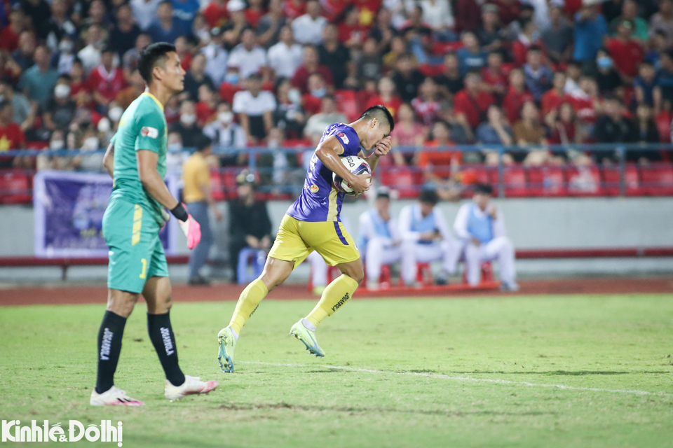 Hải Phòng phá dớp 4 năm không thắng Hà Nội FC trên sân Lạch Tray - Ảnh 8