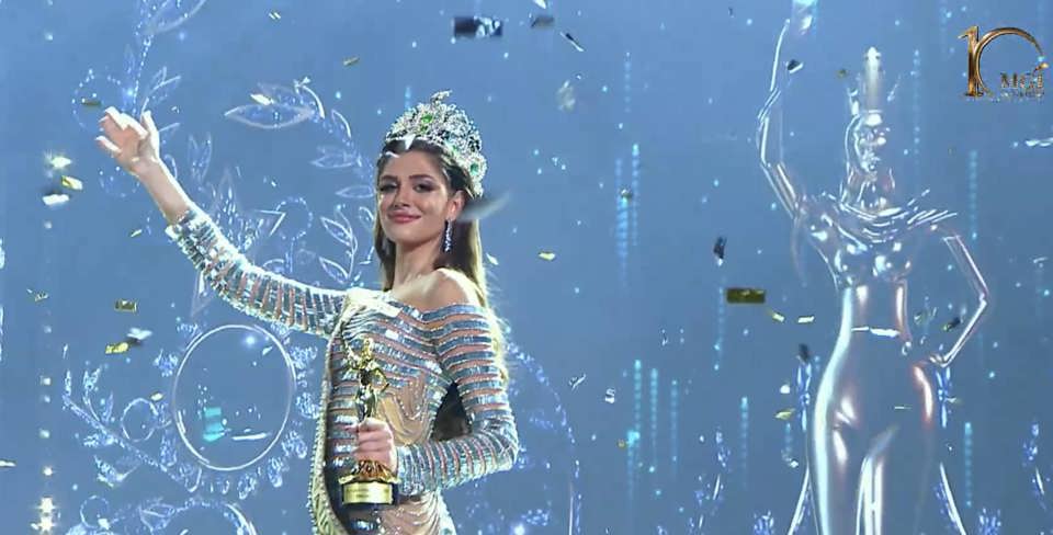 Chung kết Miss Grand International 2022: Người đẹp Brazil òa khóc khi đăng quang - Ảnh 17