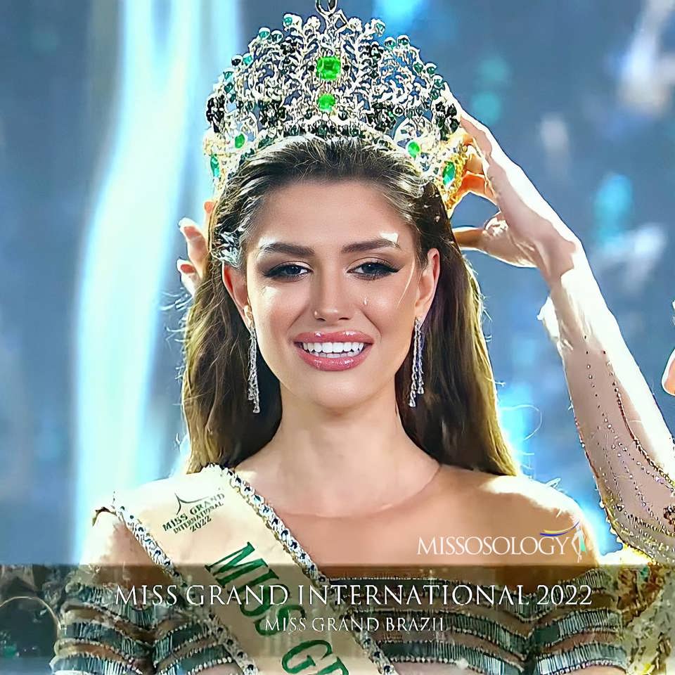 Người đẹp Brazil đăng quang ng&ocirc;i vị cao nhất của Miss Grand International 2022.&nbsp;
