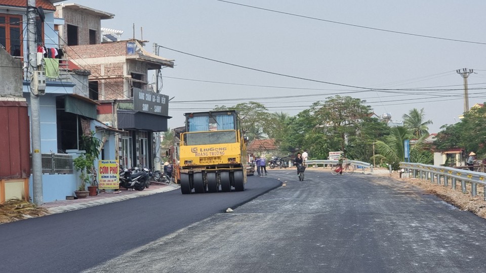 Dự &aacute;n c&oacute; &yacute; nghĩa với sự ph&aacute;t triển kinh tế x&atilde; hội của huyện Vĩnh Bảo v&agrave; huyện Ti&ecirc;n L&atilde;ng, đồng thời kết nối giữa c&aacute;c điểm di t&iacute;ch lịch sử nổi tiếng của TP Hải Ph&ograve;ng tại huyện Vĩnh Bảo, Ti&ecirc;n L&atilde;ng, Kiến Thụy, Đồ Sơn&hellip; Dự &aacute;n c&ograve;n g&oacute;p phần ho&agrave;n thiện cơ sở hạ tầng giao th&ocirc;ng của TP theo hướng đồng bộ v&agrave; hiện đại, gi&uacute;p việc lưu th&ocirc;ng h&agrave;ng h&oacute;a v&agrave; đi lại của Nh&acirc;n d&acirc;n được thuận lợi hơn.