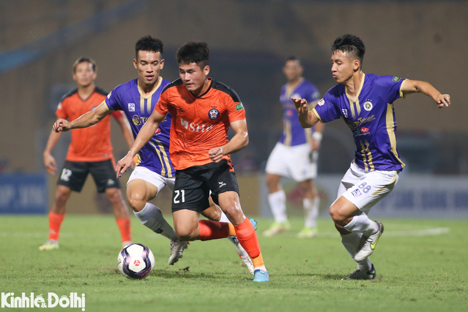 Hà Nội FC đòi lại ngôi đầu bảng V-League 2022 - Ảnh 4