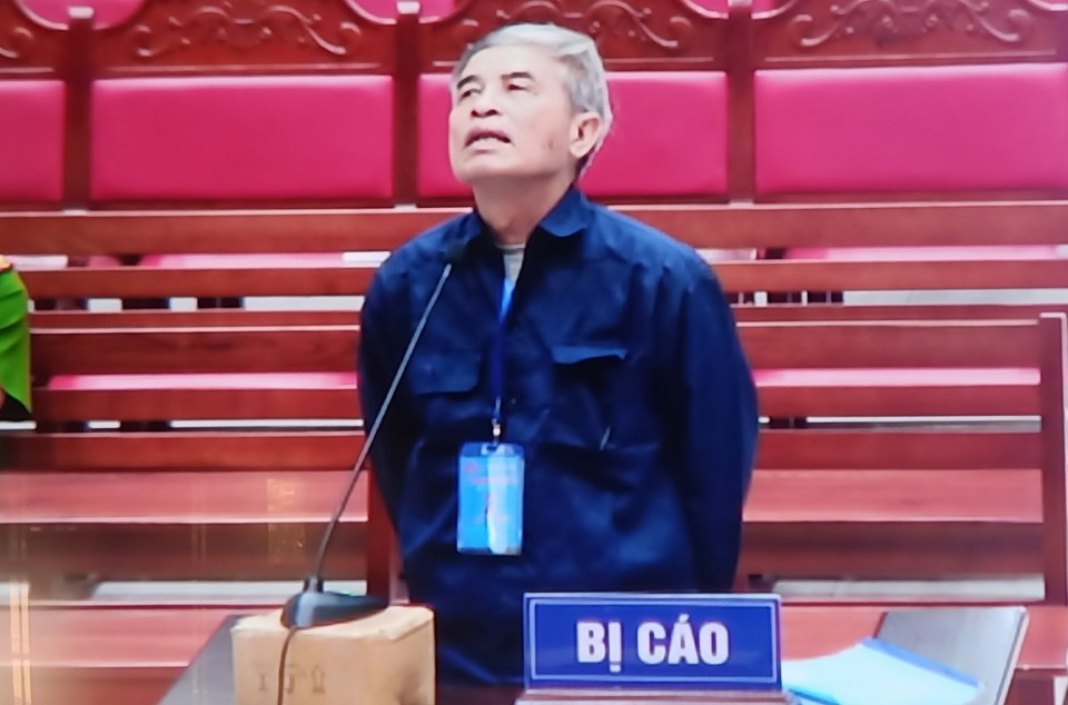 Bị c&aacute;o Phan Thanh Hữu tại t&ograve;a ng&agrave;y 31/10/2022. Ảnh: Trương Hiệu