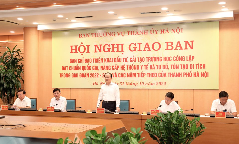 Ph&oacute; B&iacute; thư Th&agrave;nh uỷ, Chủ tịch HĐND TP Nguyễn Ngọc Tuấn kết luận Hội nghị
