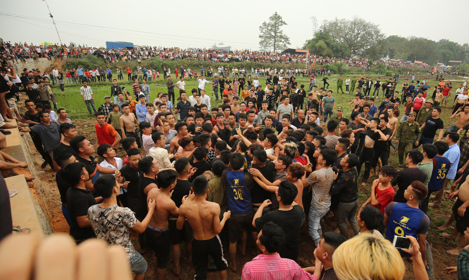 Lễ hội phết Hiền Quan. Ảnh: Nam Nguyễn