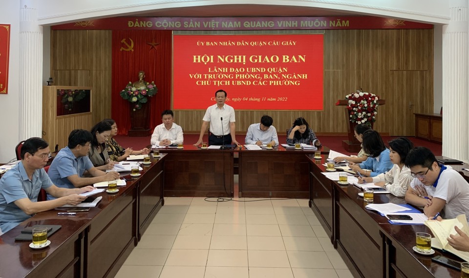 To&agrave;n cảnh hội nghị giao ban.