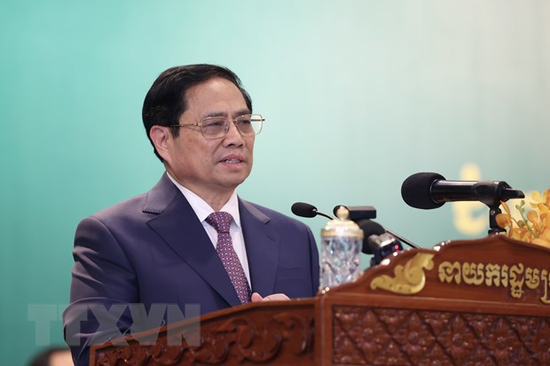 Thủ tướng Phạm Minh Ch&iacute;nh ph&aacute;t biểu tại Diễn đ&agrave;n Việt Nam-Campuchia. (Ảnh: Dương Giang/TTXVN)