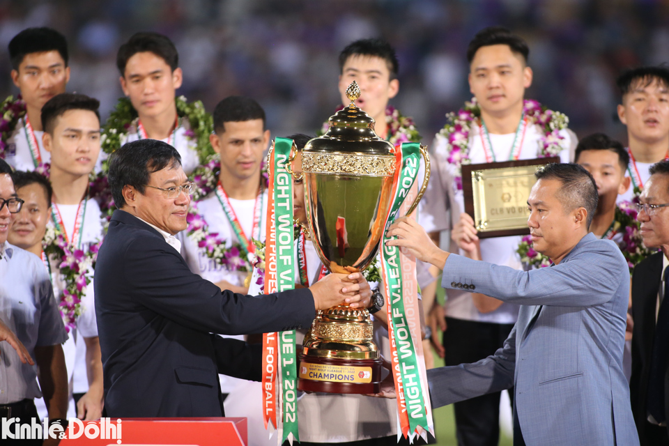 Hà Nội FC vô địch V-League 2022 - Ảnh 4