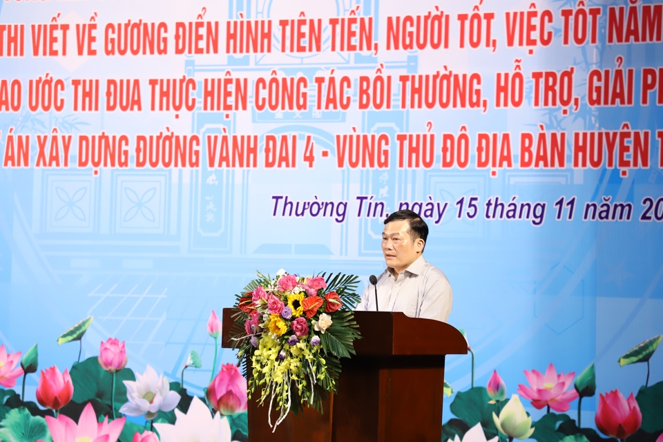 B&iacute; thư Huyện ủy Thường T&iacute;n Nguyễn Tiến Minh ph&aacute;t biểu tại buổi lễ