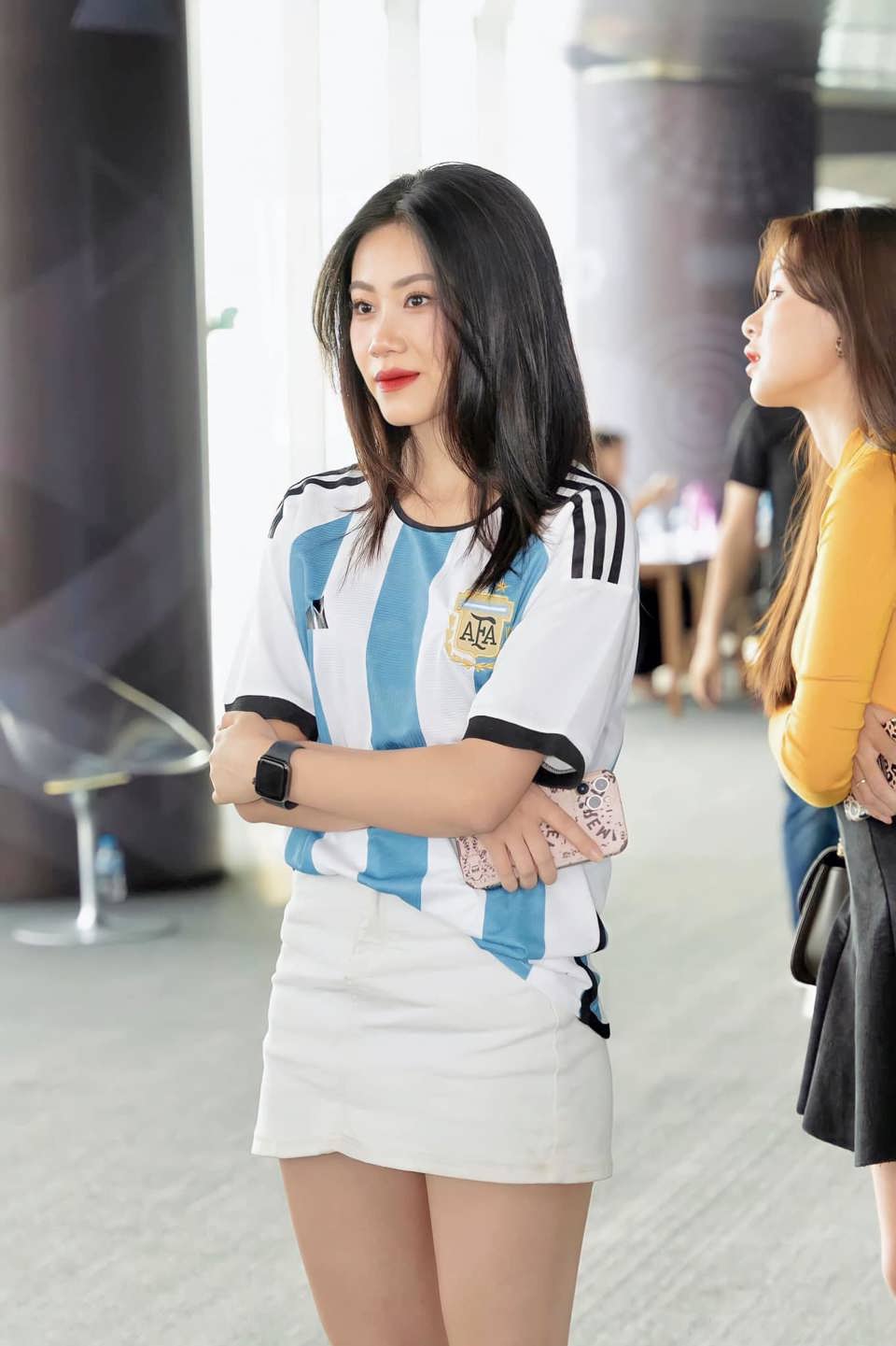 Chân dung 32 "hot girl" đại diện cho các đội tuyển tham dự World Cup 2022 - Ảnh 18