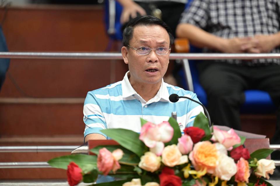 Phó Chủ tịch thường trực Hội Nhà báo Việt Nam Nguyễn Đức Lợi phát biểu tại Lễ khai mạc.