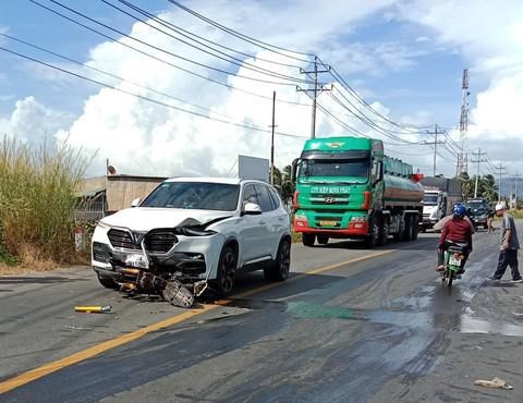 Tai nạn giao thông mới nhất (18/11): Thiếu niên chạy xe máy đâm thẳng vào ôtô - Ảnh 3