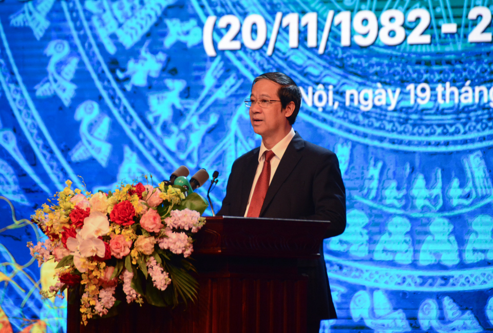 Bộ trưởng Bộ GD&ĐT Nguyễn Kim Sơn phát biểu khai mạc tại Lễ kỷ niệm