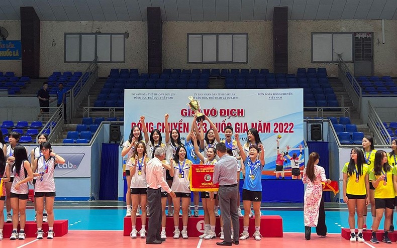 Đội bóng chuyền nữ VietinBank xuất sắc bảo vệ thành công ngôi vô địch - Ảnh 2