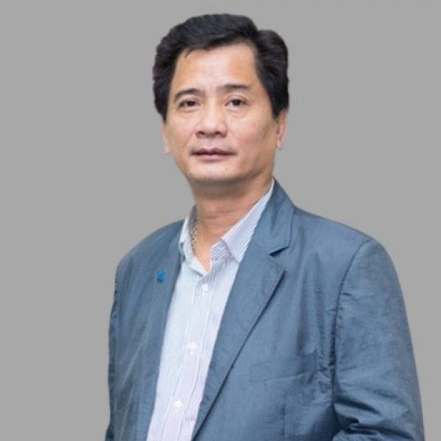 Ph&oacute; Chủ tịch Hiệp hội BĐS Việt Nam Nguyễn Văn Đ&iacute;nh