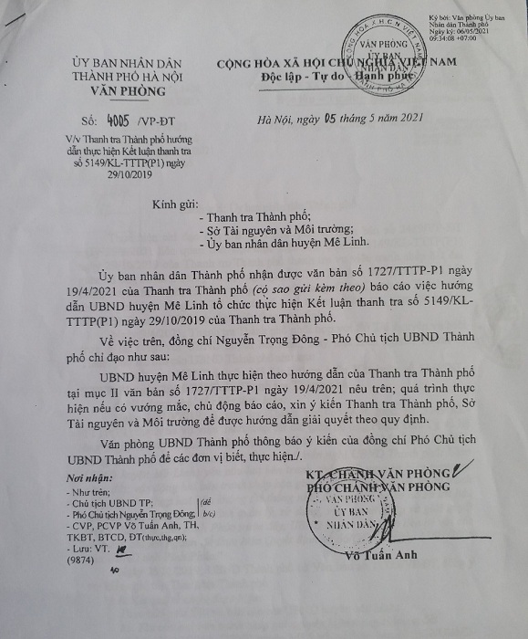 C&aacute;ch đ&acirc;y hơn 1 năm, UBND TP H&agrave; Nội đ&atilde; chỉ đạo thực hiện theo kết luận của Thanh tra TP, nhưng huyện M&ecirc; Linh vẫn chưa c&oacute; động th&aacute;i quyết liệt để xử l&yacute; dẫn đến khiếu kiện k&eacute;o d&agrave;i.