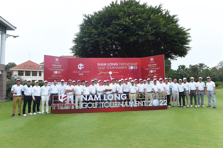 Nam Long Friendship Golf Tournament  góp hơn 700 triệu đồng cho học bổng Swing For Dreams - Ảnh 1