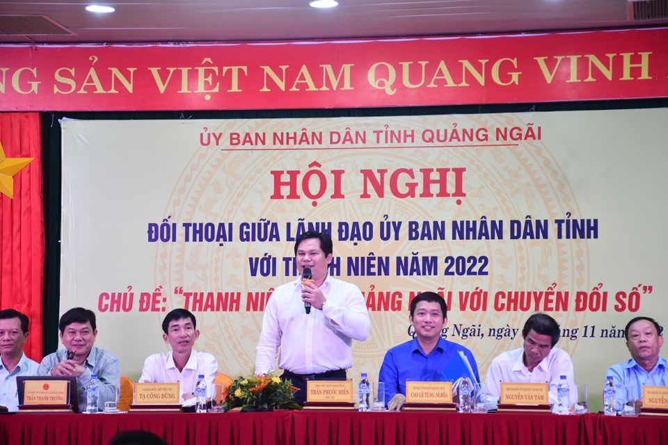 Hội nghị c&oacute; chủ đề "Thanh ni&ecirc;n Quảng Ng&atilde;i với chuyển đổi số&rdquo;.