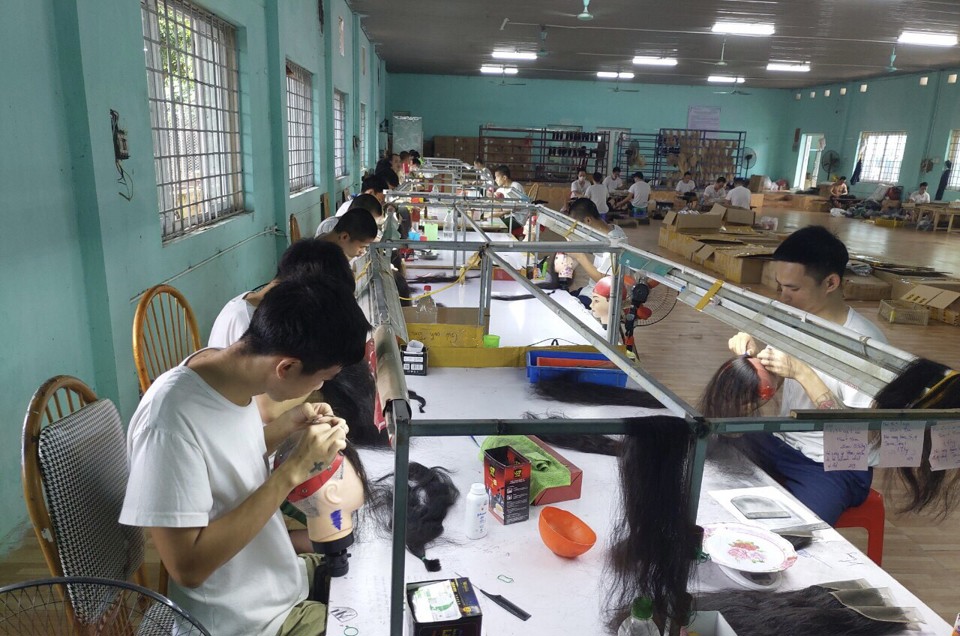 Học viên đang được đào tạo nghề tại Cơ sở cai nghiện ma túy số 4 Hà Nội. Ảnh: Trần Oanh