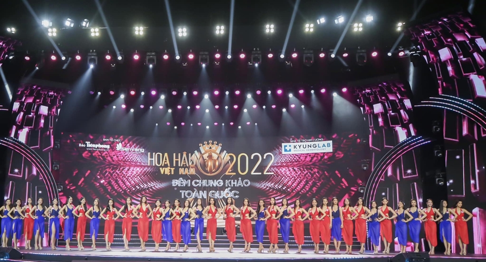 Chung khảo Hoa hậu Việt Nam 2022 bị chê - Ảnh 12