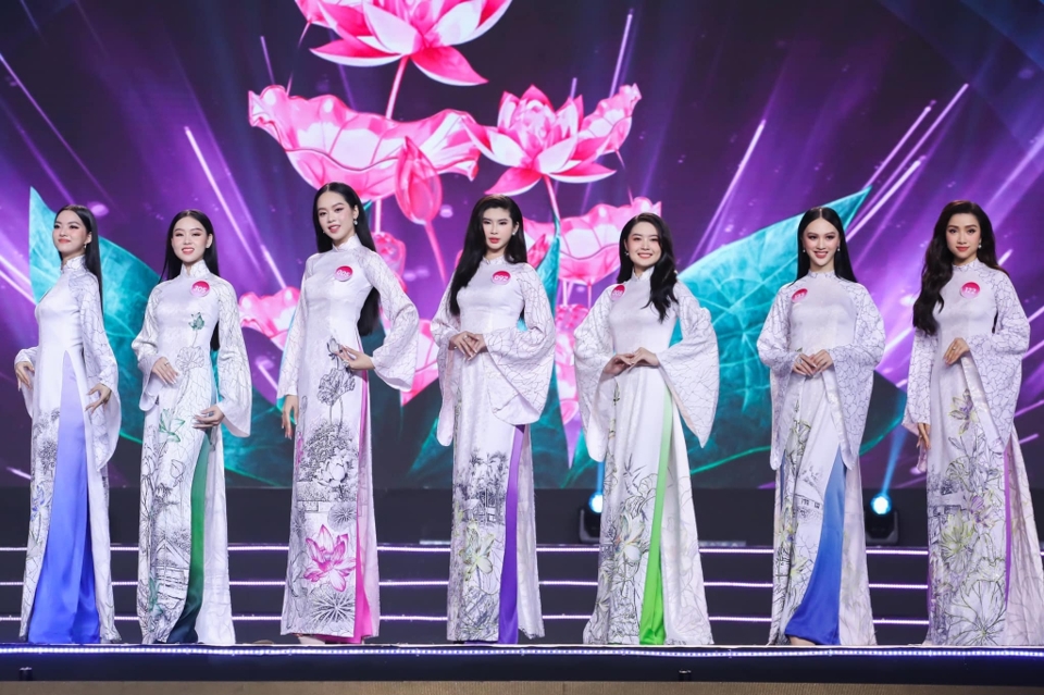 Chung khảo Hoa hậu Việt Nam 2022 bị chê - Ảnh 1