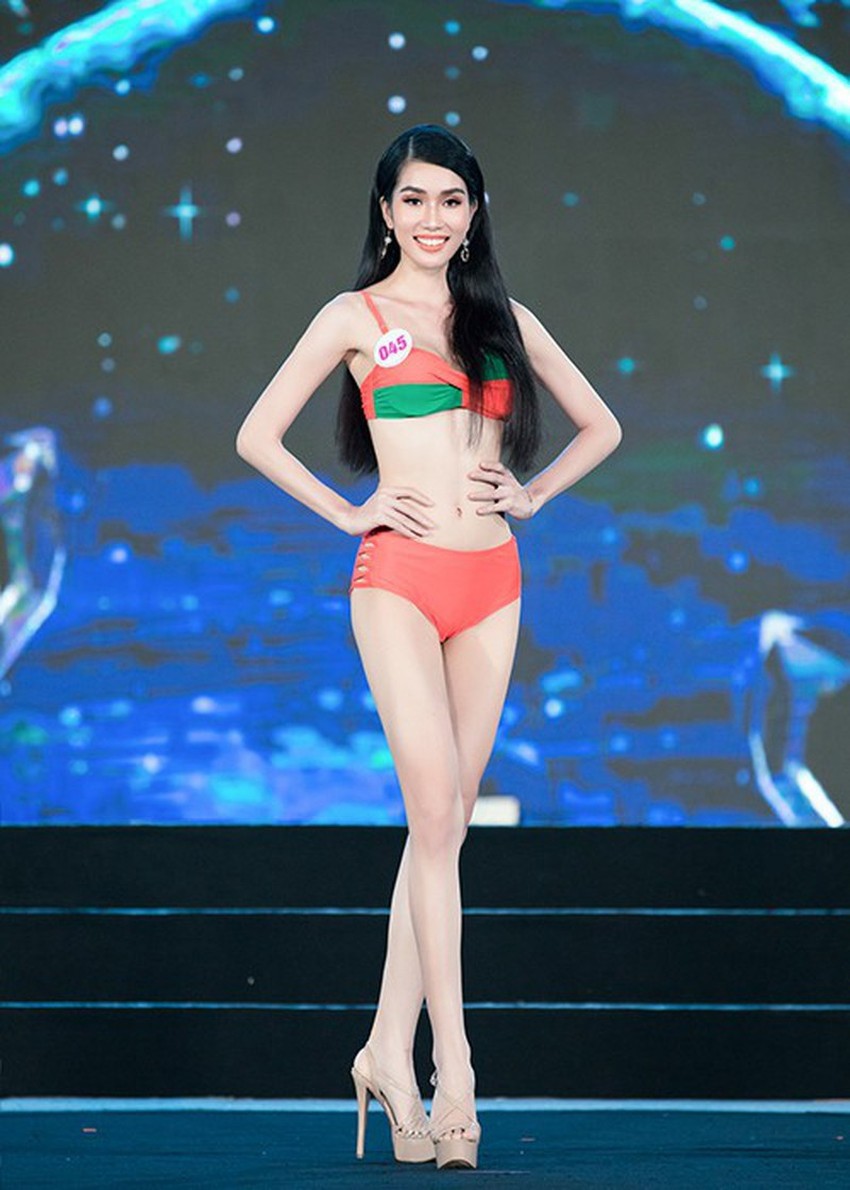Phạm Ngọc Phương Anh tại cuộc thi Hoa hậu Việt Nam 2020.