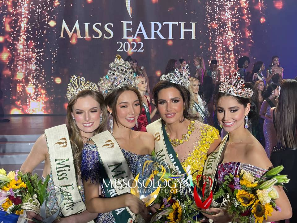 Tân Hoa hậu Trái Đất 2022 mặc váy của nhà thiết kế Việt khi đăng quang - Ảnh 14