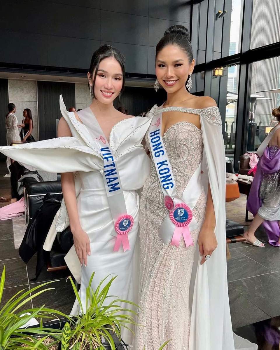 Phương Anh và thí sinh Miss International 2022 dậy từ 3 giờ sáng đi ghi hình - Ảnh 7