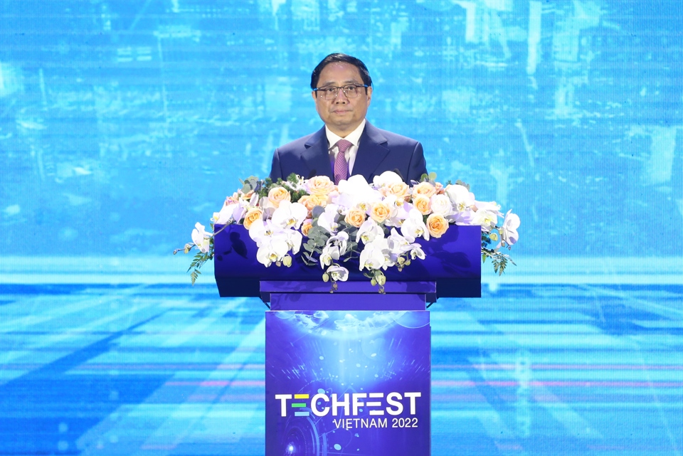 Thủ tướng ph&aacute;t biểu tại Chương tr&igrave;nh Dấu ấn Techfest Vietnam 2022 - &ldquo;Đổi mới s&aacute;ng tạo - Khơi nguồn tư duy mới&rdquo;