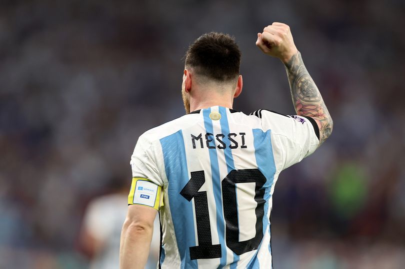 Messi đã ghi bàn thắng thứ 789 trong sự nghiệp của mình! Điều đó đồng nghĩa với việc anh đã ghi bàn thắng nhiều hơn bất kỳ cầu thủ nào ở các giải đấu chuyên nghiệp hàng đầu châu lục. Xem hình ảnh về bàn thắng phi thường của Messi tại đây!