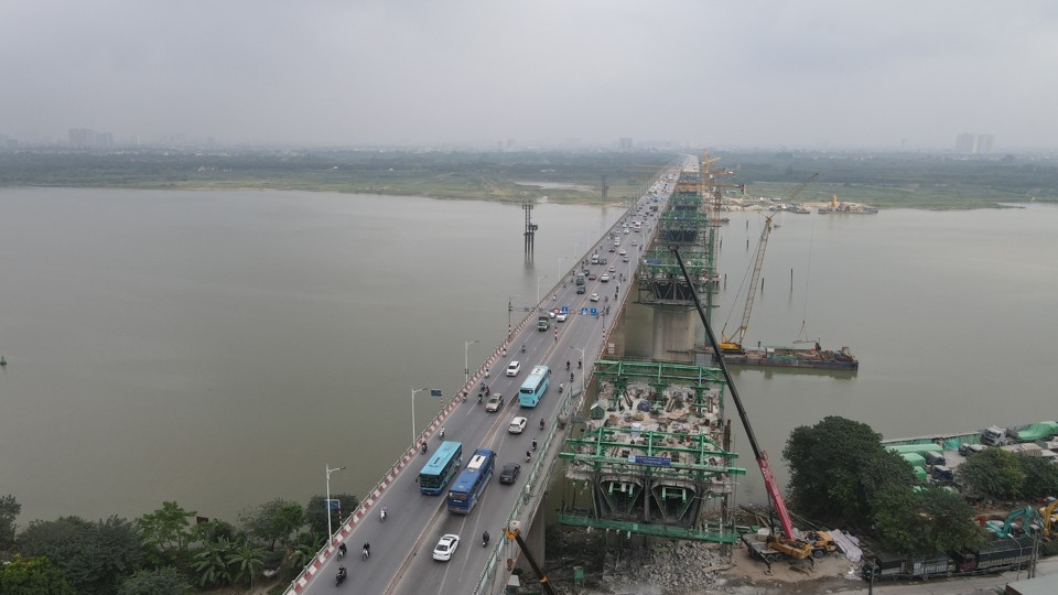 Dự &aacute;n cầu Vĩnh Tuy giai đoạn 2, H&agrave; Nội (ảnh chụp ng&agrave;y 3/12/2022). Ảnh: Phạm H&ugrave;ng