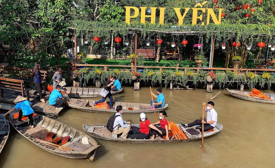 Hiện TP Cần Thơ đang ch&uacute; trọng phục hồi v&agrave; k&iacute;ch cầu du lịch, tăng cường thực hiện chuyển đổi số. Ảnh &Aacute;i Lam