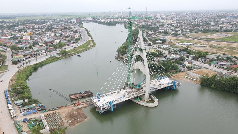 Dự &aacute;n cầu d&acirc;y văng s&ocirc;ng Hiếu bắc qua s&ocirc;ng Hiếu, TP Đ&ocirc;ng H&agrave; nằm trong x&acirc;y dựng cơ bản chậm được triển khai.