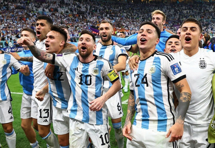 Argentina phải thay mặt b&oacute;ng đ&aacute; Nam Mỹ để tranh chấp vị tr&iacute; v&ocirc; địch World Cup 2022 với ch&acirc;u &Acirc;u. Ảnh: SC.