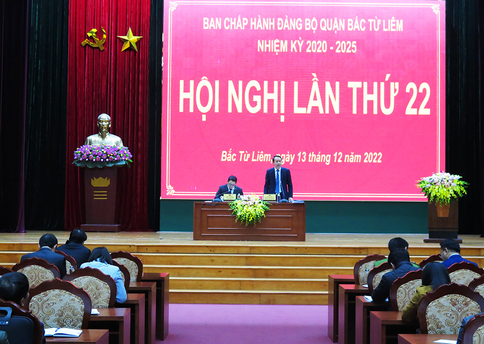 Quang cảnh h&ocirc;̣i nghị.