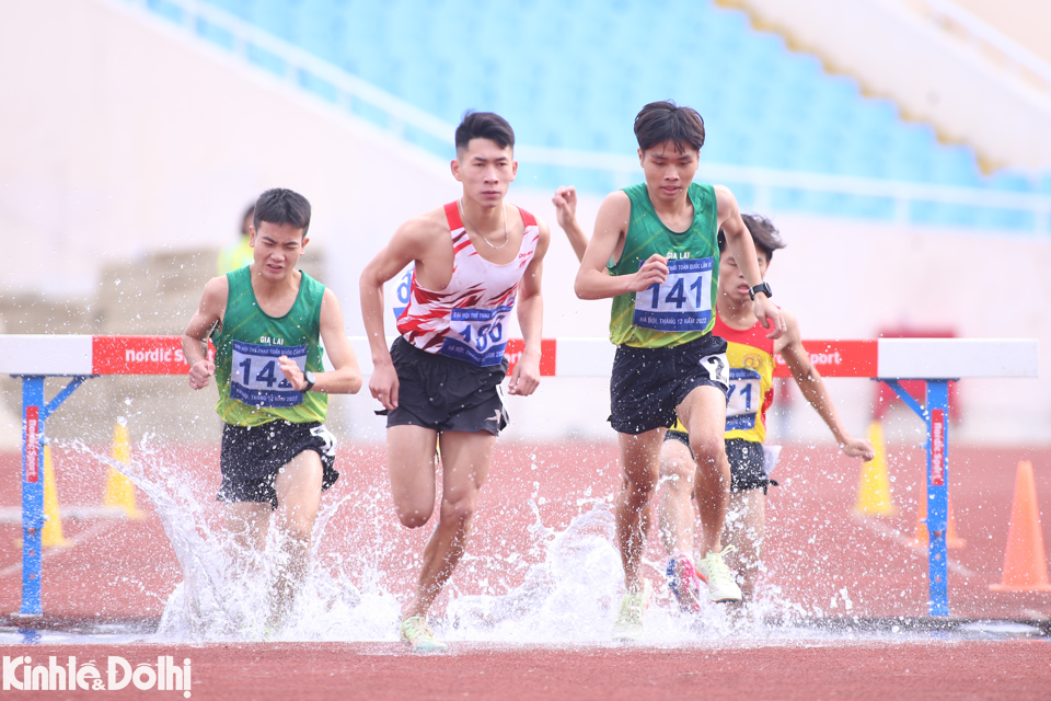 Nhà vô địch SEA Games 31 phá kỷ lục Đại hội, Quốc Luật nhận thất bại - Ảnh 3