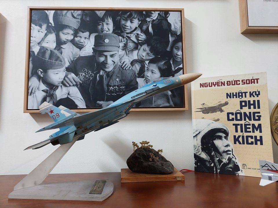 Herpa1 200 MiG 21 MiG21 Mô hình máy bay chiến đấu tĩnh sơn hợp kim trực  thăng mô hình  Tàu Tốc Hành  Giá Sỉ Lẻ Cạnh Tranh
