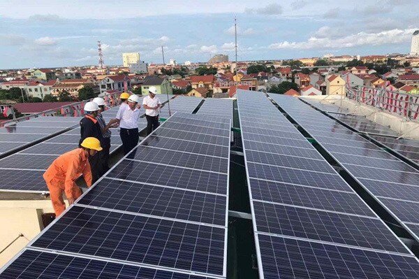Việt Nam có nhiều lợi thế để phát triển năng lượng tái tạo. Ảnh: Khắc Kiên