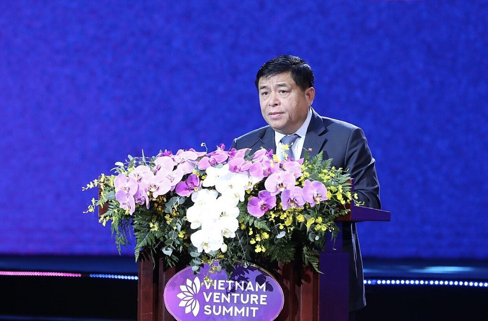 Bộ trưởng Nguyễn Chí Dũng tại Vietnam Venture Summit 2022. Ảnh: MPI
