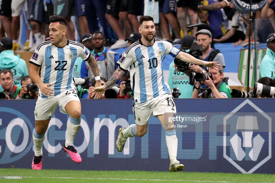 Messi toả sáng, tuyển Argentina vô địch World Cup sau 36 năm chờ đợi - Ảnh 9