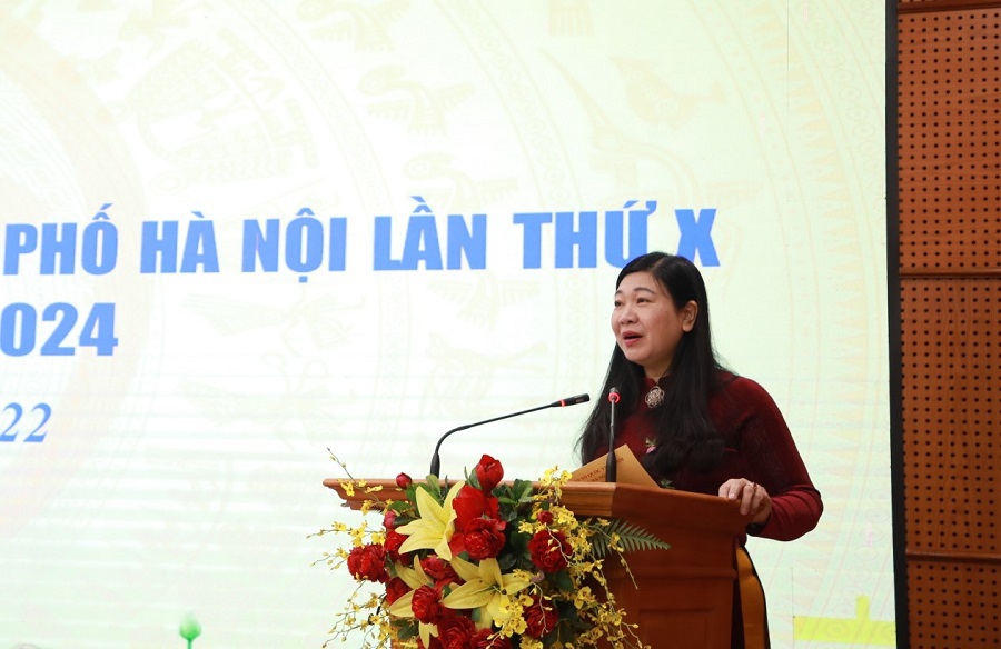 Chủ tịch Ủy ban MTTQ Việt Nam TP H&agrave; Nội Nguyễn Lan Hương ph&aacute;t biểu khai mạc Hội nghị