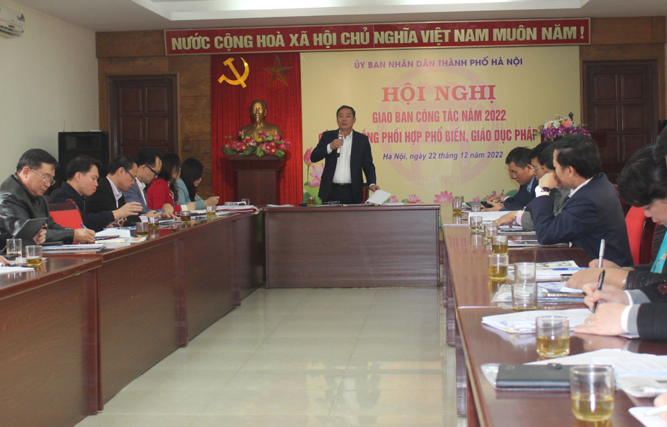 Phó Chủ tịch Thường trực UBND TP Lê Hồng Sơn phát biểu tại hội nghị. Ảnh: Hồng Thái