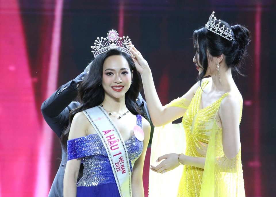 Phương Anh l&ecirc;n tiếng xin lỗi kh&aacute;n giả về sự cố trang phục tại đ&ecirc;m chung kết Hoa hậu Việt Nam 2022.