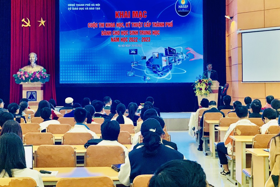 Hà Nội khai mạc Cuộc thi Khoa học kỹ thuật cấp thành phố dành cho học sinh trung học năm học 2022- 2023 