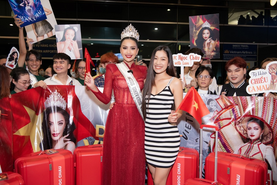 Hoa hậu Ngọc Châu chính thức lên đường sang Mỹ dự Miss Universe 2022 - Ảnh 6