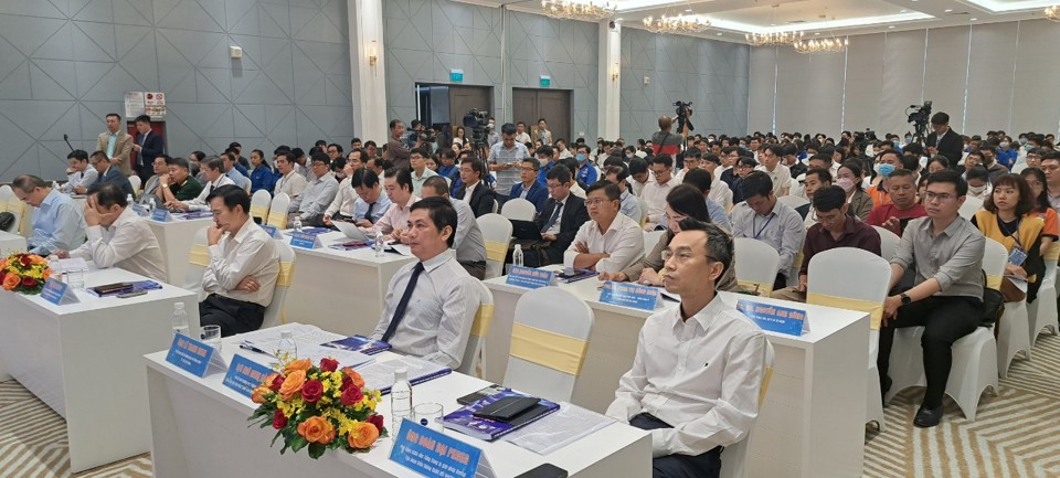 Đại biểu dự hội thảo&nbsp;về ứng dụng c&ocirc;ng nghệ AI trong lĩnh vực h&agrave;nh ch&iacute;nh c&ocirc;ng năm 2022.